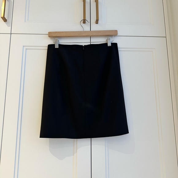 Theory Black Pencil Skirt Size 2 - Picture 4 of 4